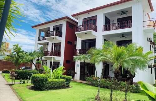 Cerro Plano Condo | Beautiful Condo Garden and Pool Views, a few Steps From Jaco Beach
