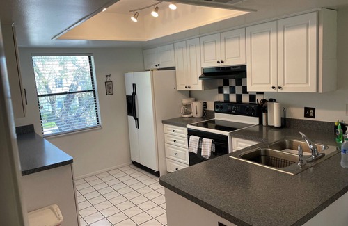 East Lake Woodlands Condo | Beautiful Condo in prime Florida location within premier gated community.