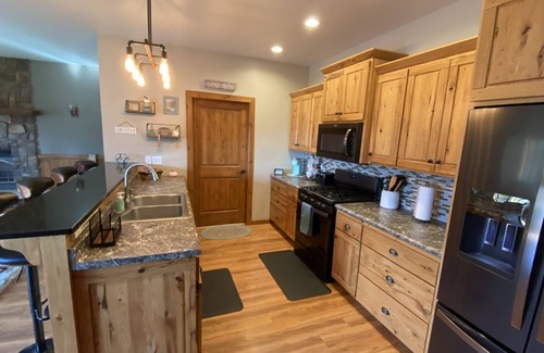 Crandon Condo | Beautiful Condo located on full recreational 2,038 acre Lake Metonga