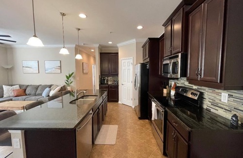 Bonita Springs Condo | Beautiful Condo located minutes away from SW FL beaches!