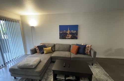 Castro Valley Condo | Beautiful condo located minutes from downtown Hayward.