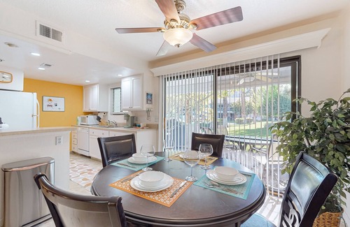 Palm Springs Condo | Beautiful Condo minutes from downtown, shared pools, hot tub, tennis & golf