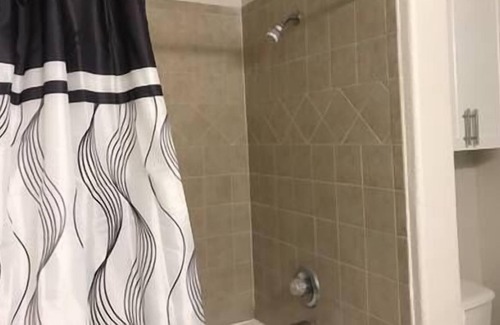 The Woodlands Apartment | Beautiful Condo near Exxon Campus**