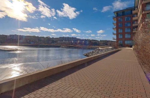 Bedford Condo | Beautiful condo on Bedford Basin