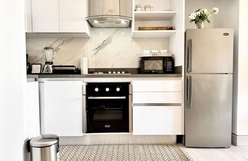 Sarasota Apartment | Beautiful Condo, Spectacular Rooftop Lounge, Pool and Social Areas