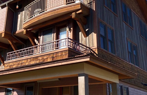 Pagosa Springs Condo | Beautiful Condo Retreat on the River