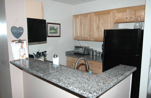 Eastport Condo | Beautiful Condo - Water View Near City Dock