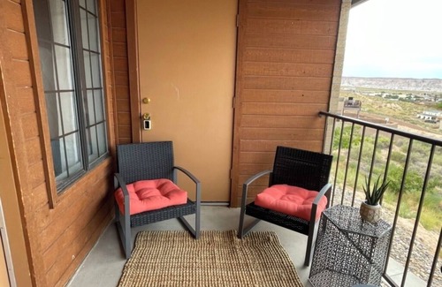 Greenehaven Condo | Beautiful Condo with Lake Powell and Lone Rock views!