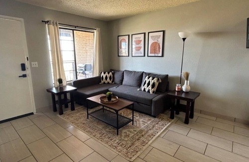 Greenehaven Condo | Beautiful Condo with Lake Powell and Lone Rock views!