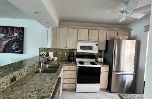 Hammock Bay Condo | Beautiful Condo with Magnificence Water Bay View
