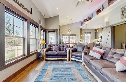 Dover Bay Condo | Beautiful condo with river views, deck, BBQ, WiFi, and nearby activities