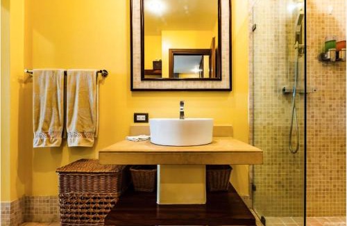 Playa Langosta Apartment | Beautiful Condo wJacuzzi tub Steps to beach