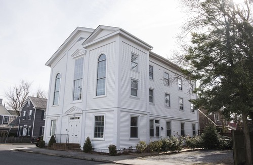 Historic District Condo | Beautiful Condominium Unit In Historic Lewes, Delaware