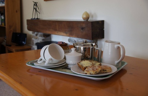 Haverfordwest House | Beautiful Converted Barn - close to Newgale Beach & Pembrokeshire Coast