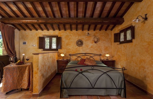 Penna San Giovanni Other | Beautiful Cottage in Farm House with pool and restaurant