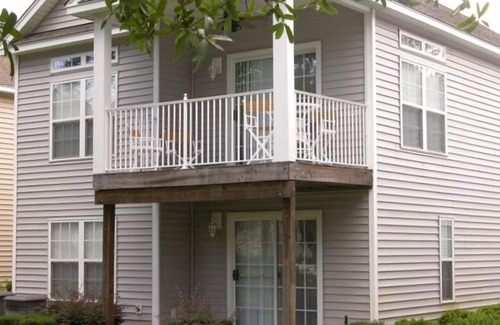 North Myrtle Beach Cottage | Beautiful Cottage in NMB - Linens and Cleaning included, No Motorcycles