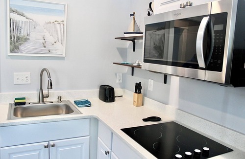 Ocean Isle Beach House | Beautiful cottage for relaxing with family and nature