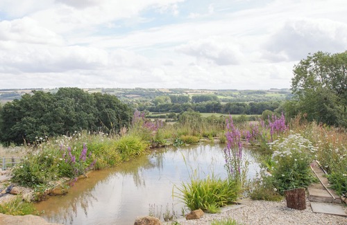 Bourton-on-the-Water Cottage | Beautiful Cotswold View
