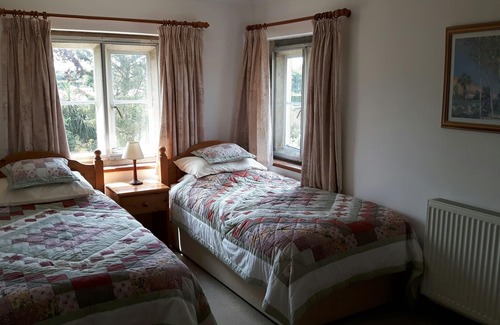 Clanfield Other | Beautiful Cotswolds farm house with period features and a beautiful garden.