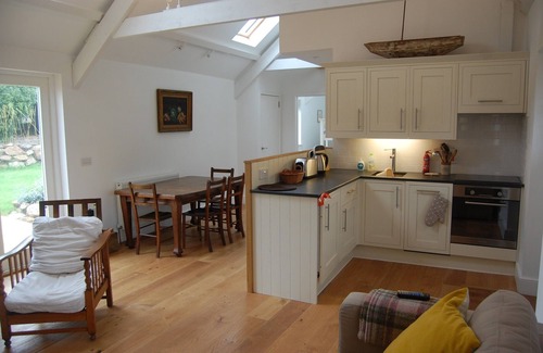 Mabe Cottage | Beautiful Cottage in a peaceful rural landscape. Short drive to the coast.
