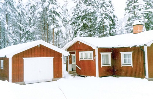 Alvdalen Municipality House | Beautiful cottage in a quiet location with miles of views over the mountains.