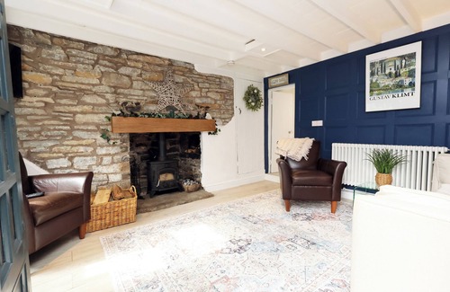 Nantgarw Apartment | Beautiful Cottage in Nantgarw