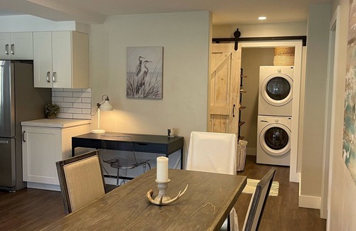 Meaford House | Beautiful Cottage in the Heart of Georgian Bay (Thornbury Blue Mtn, Meaford)