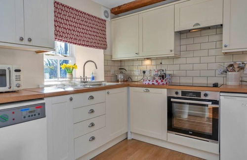 Kelso Cottage | Beautiful cottage near River Tweed, No deposit