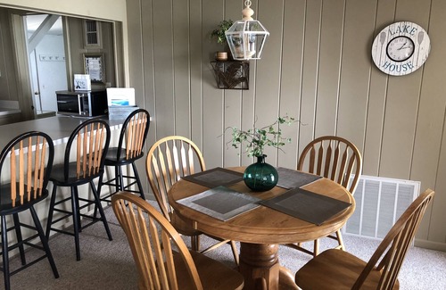 Suttons Bay House | Beautiful Cottage on the Water of Pristine West Bay