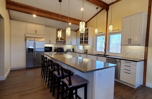 Lake of Bays Cottage | Beautiful Cottage Retreat in Huntsville, Muskoka