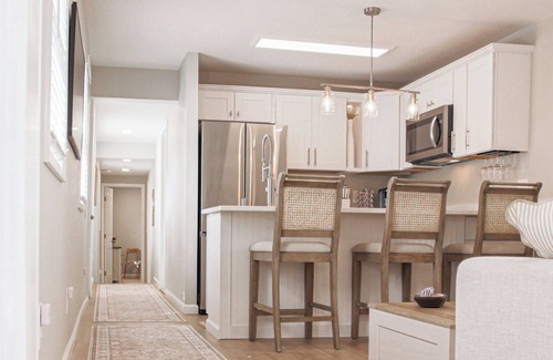 Delanco Cottage | Beautiful Cottage with Water Views - 2 Bedrooms