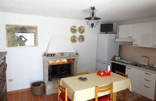 Cugnoli House | BEAUTIFUL COUNTRYSIDE VILLAGE FOR 20 GUESTS