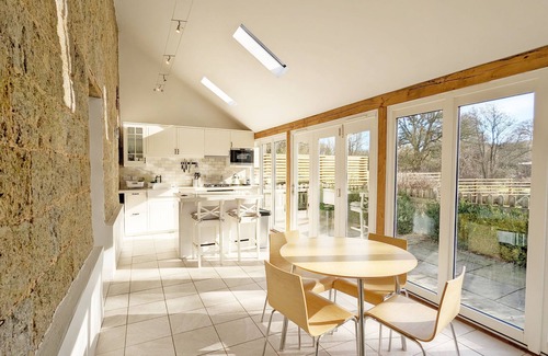 Pulborough Cottage | Beautiful country cottage for four