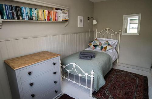 Little Hayfield House | Beautiful Country Cottage