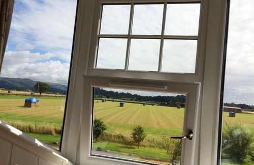 Auchengray House | Beautiful country cottage