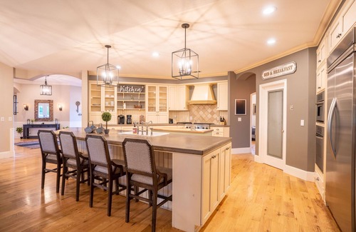 Bella Vista Other | Beautiful Country Home on 2.5 Acres, Nice Furniture, Over 3500 sq ft - Game Area