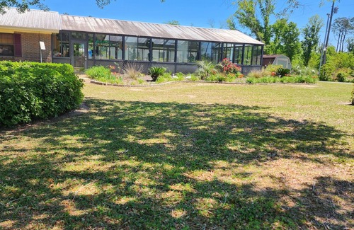 Cottondale House | Beautiful country home in quiet setting. Surrounded by gorgeous gardens.