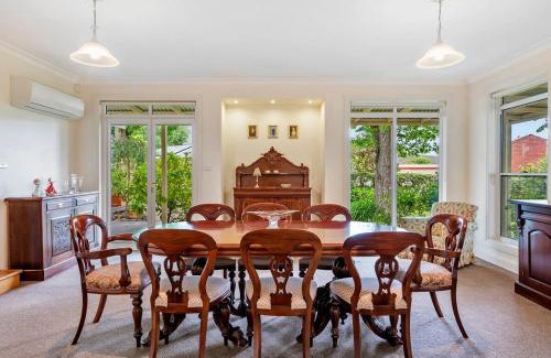 New Norfolk House | Beautiful country home in the Derwent Valley