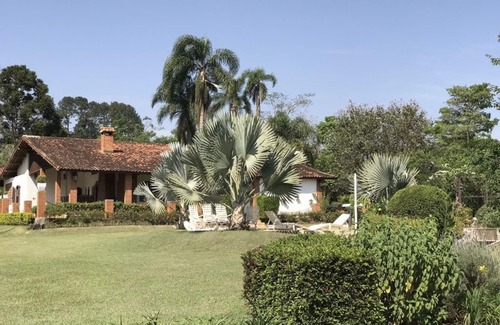 Ibiuna House | Beautiful country house/estate/farm in the best condominium in the region!
