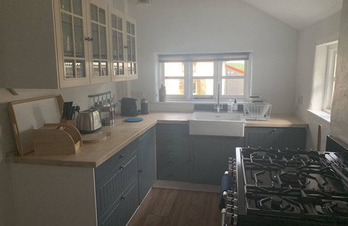 Beaworthy Cottage | Beautiful countryside retreat with hot tub in private garden