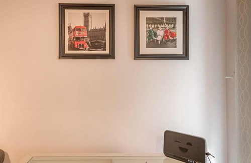 Gay Village Apartment | Beautiful & Cozy 1BedR in Downtown