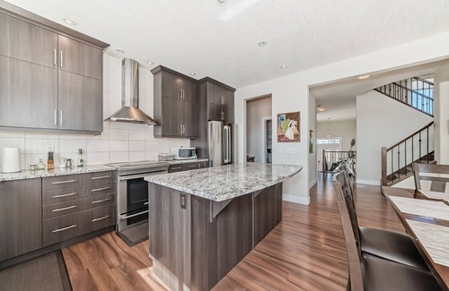 Airdrie House | Beautiful cozy home, Just 20 minutes from Calgary airport