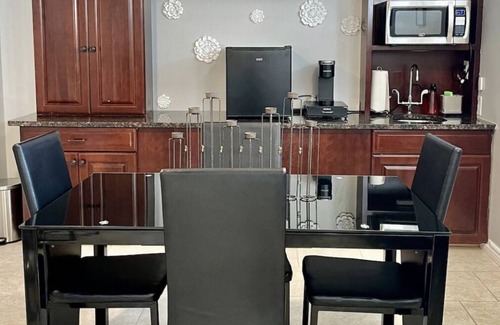 Cranston Apartment | Beautiful & Cozy InLaw Apartment