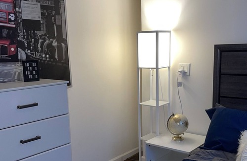 Hicksville Apartment | Beautiful cozy modern 1 bedroom near everything!