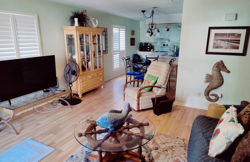 Northeast Pensacola House | Beautiful, cozy, quiet, friendly, 3 miles from everything including nightlife.