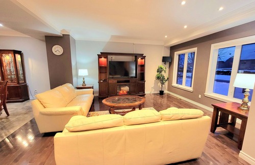 Clarence-Rockland House | Beautiful cozy single House in Rockland ,ONTARIO which is 35 min from Ottawa.