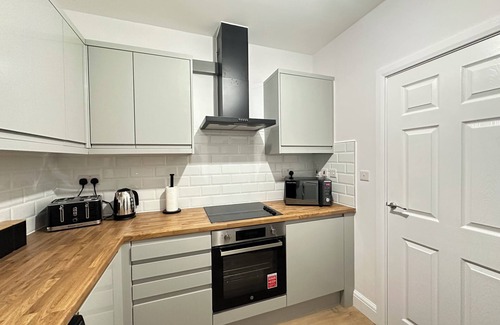 Selhurst Apartment | Beautiful Croydon Serviced Accommodation, by Edens