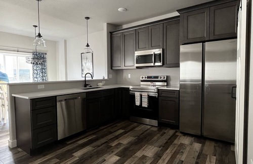 Rapid City House | Beautiful, custom built home. Convenient location!