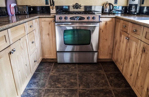 North Fork House | BEAUTIFUL CUSTOM CABIN Near Bass Lake and Yosemite