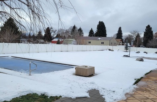 Dalton Gardens House | Beautiful Dalton Gardens {Coeur d Alene} home with 5 bedrooms and 7 bathrooms.
